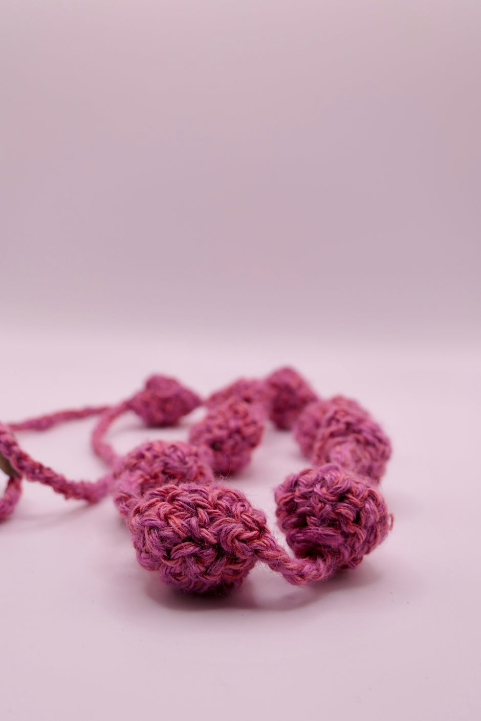 Bicolor crocheted necklace