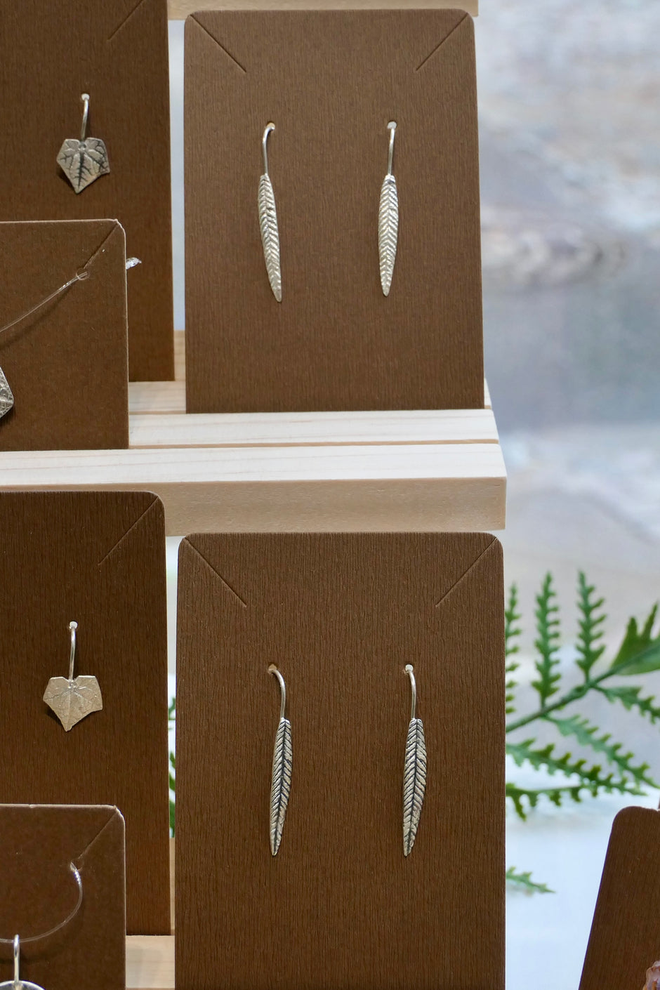 Narrow leaf | Silver earrings