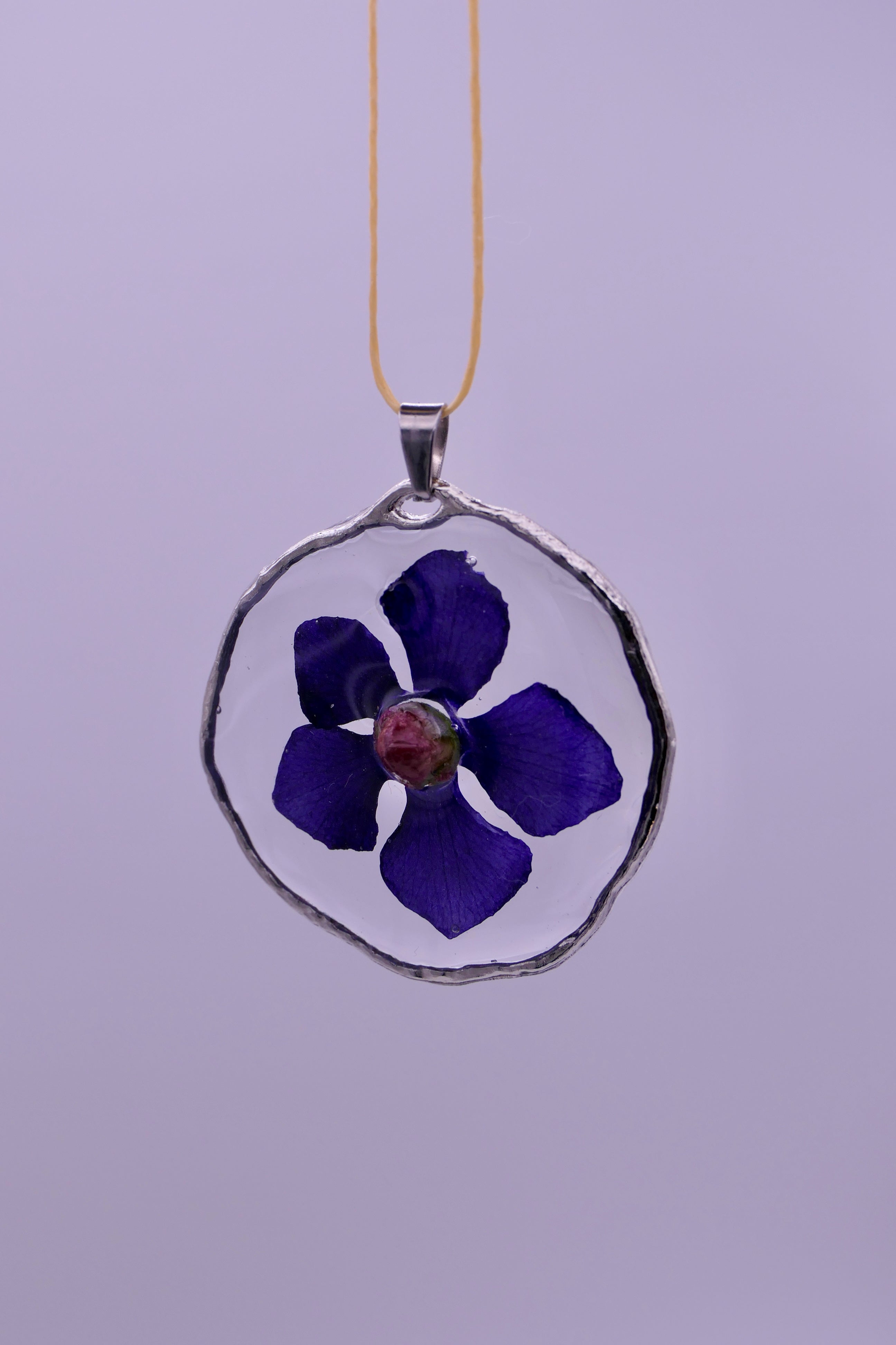 March violet Pendant