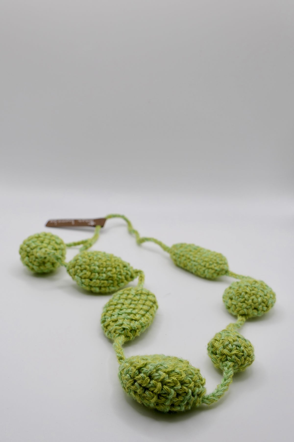 Bicolor crocheted necklace II