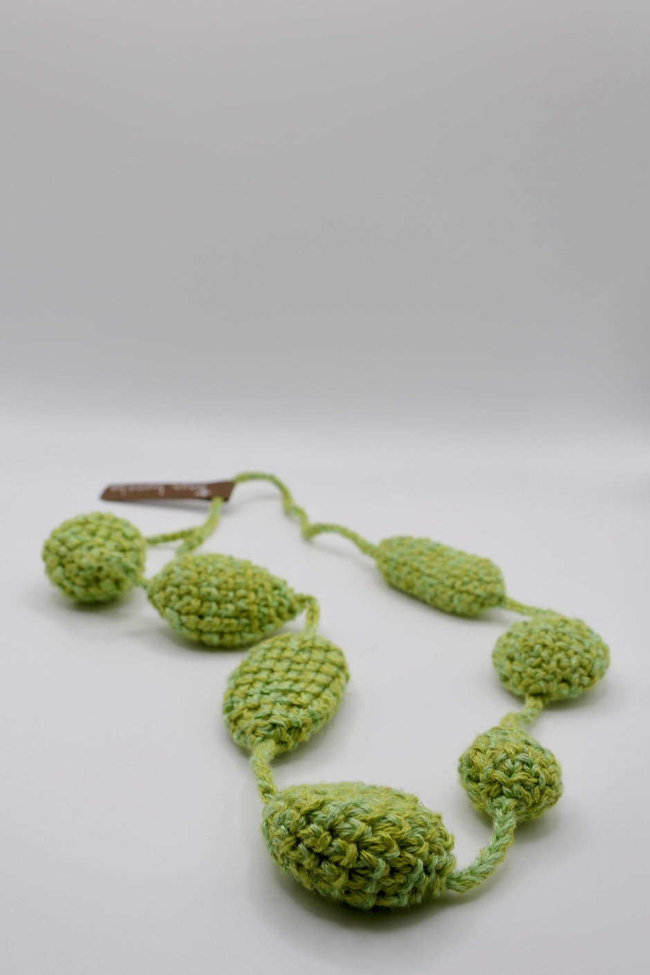 Bicolor crocheted necklace II