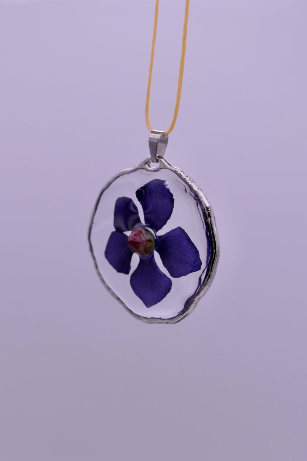March violet Pendant