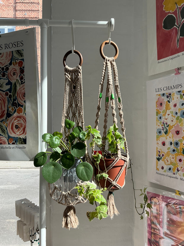 Small Macramé hanger II