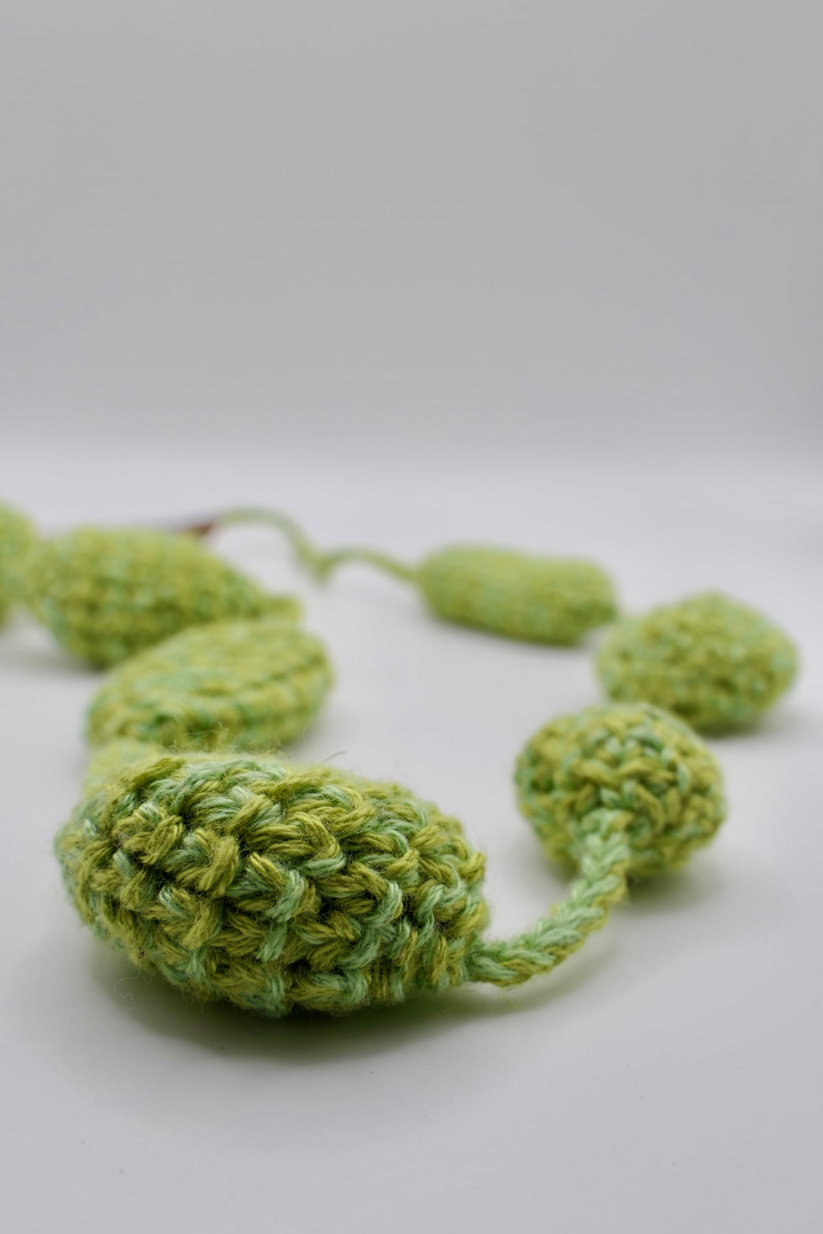 Bicolor crocheted necklace II