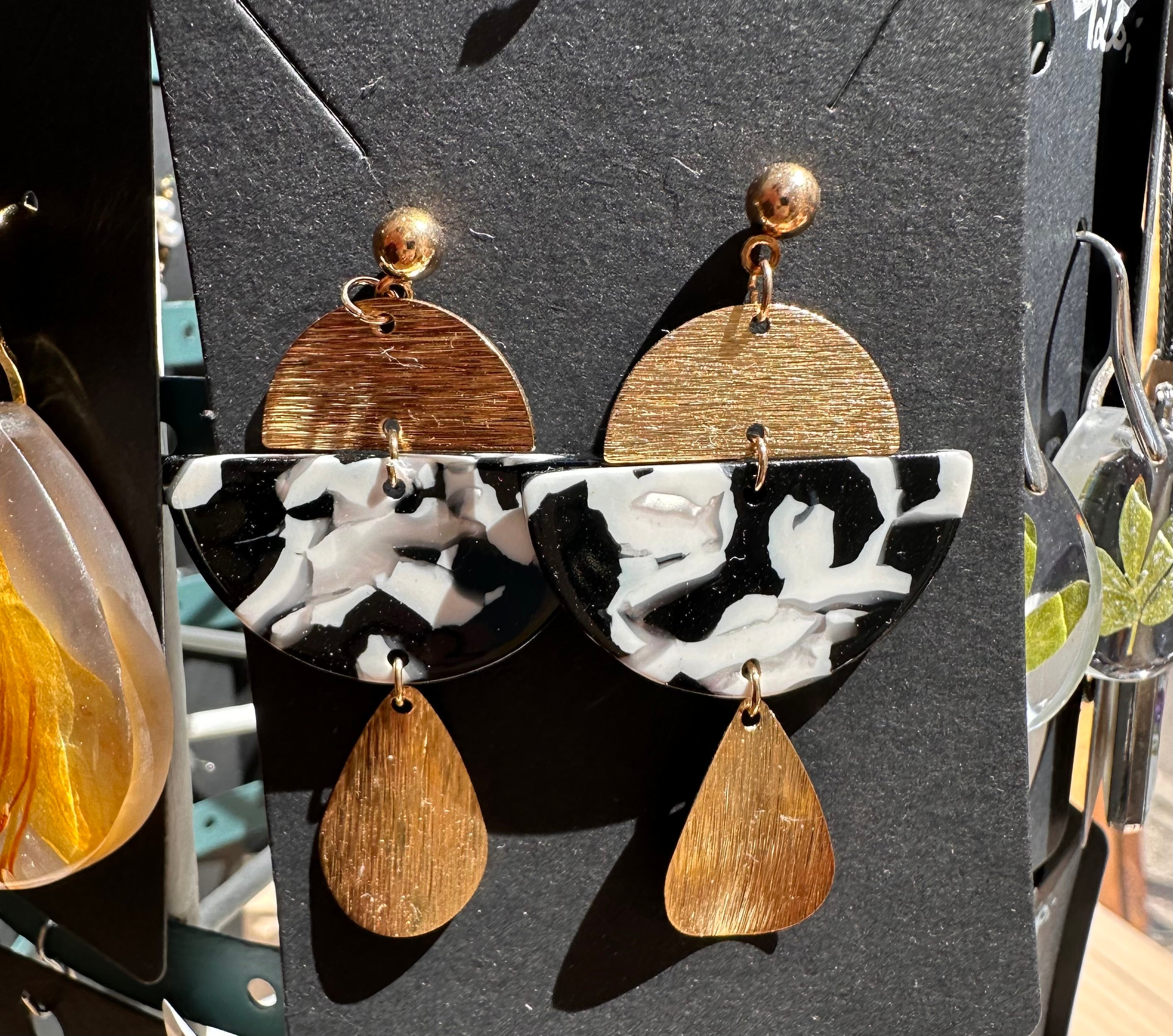 Leaf-shaped Earrings