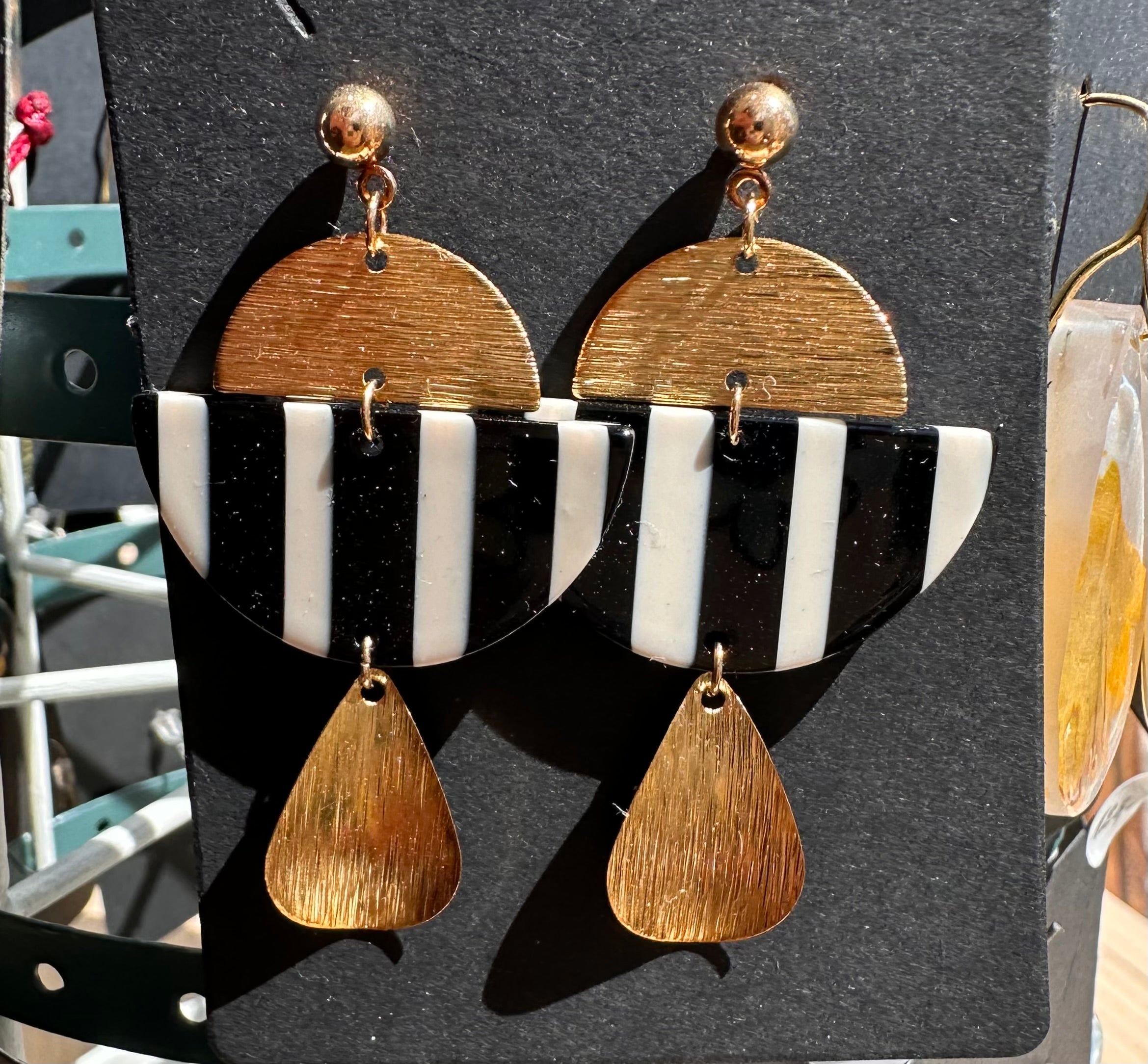 Leaf-shaped Earrings
