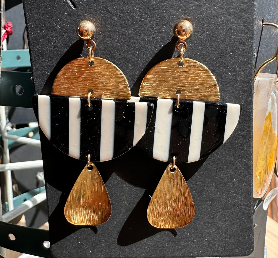 Leaf-shaped Earrings