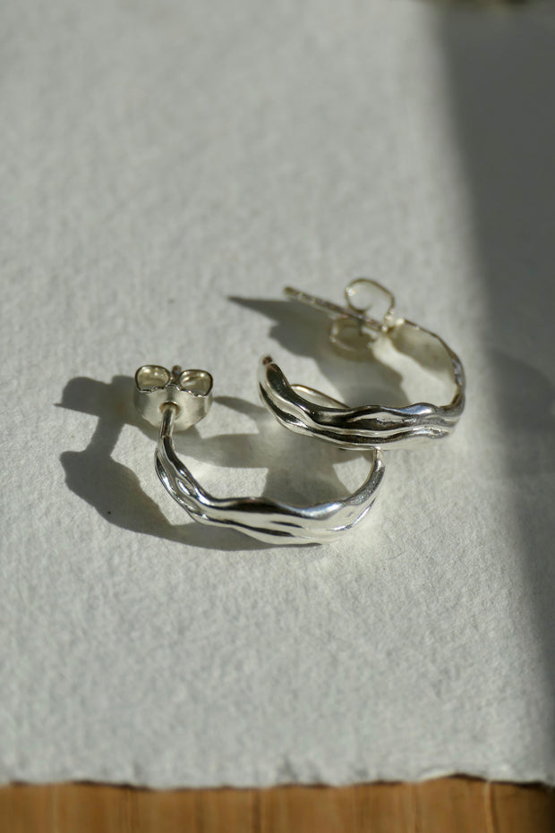 Waves earrings