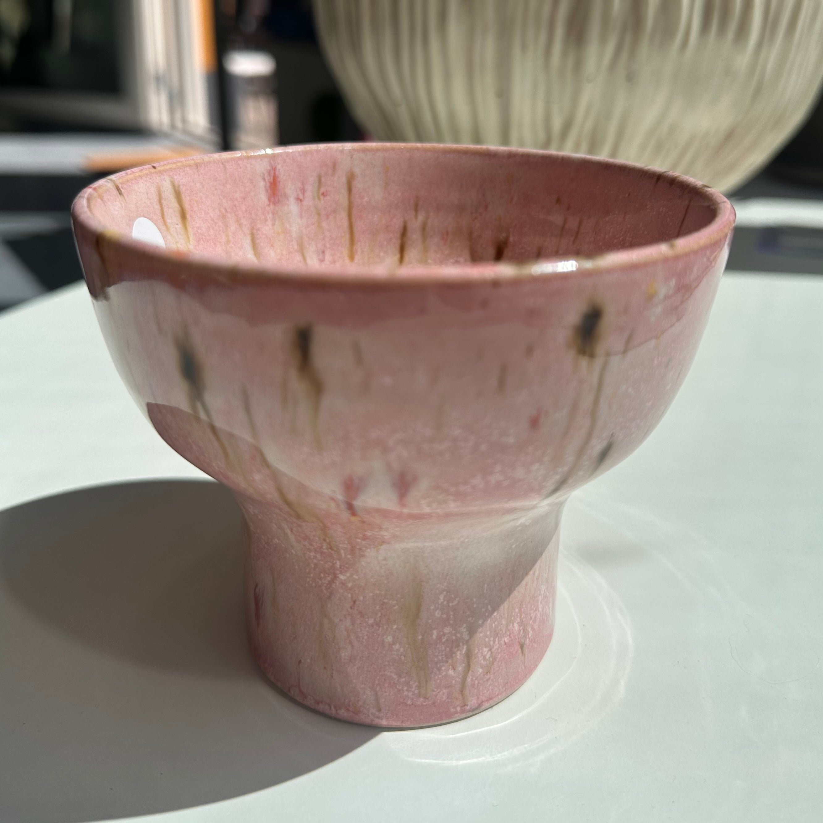 Pink standing bowl