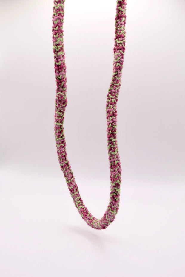 Round crocheted necklace