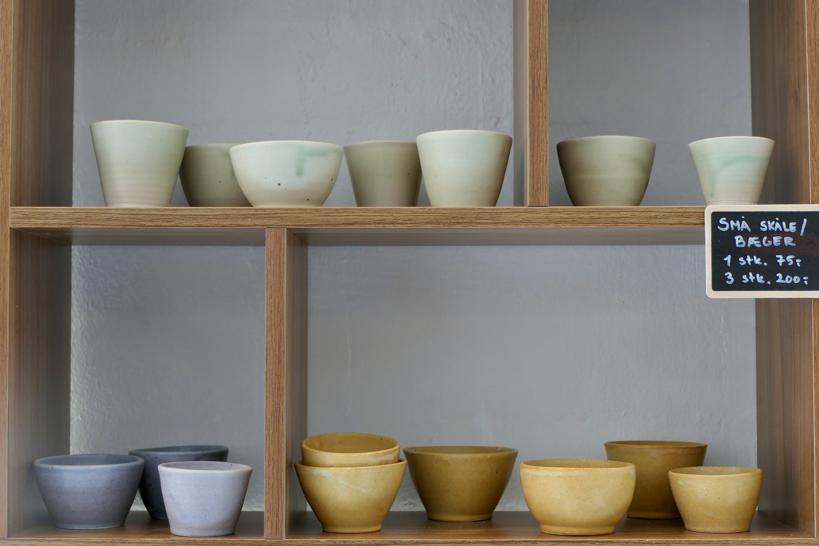Tiny yellow cups