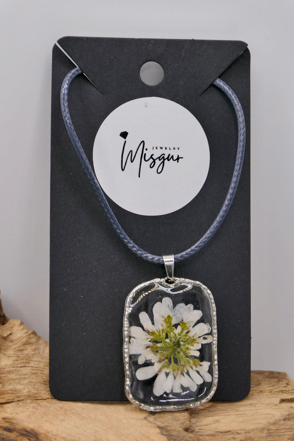 White flower | Pendant