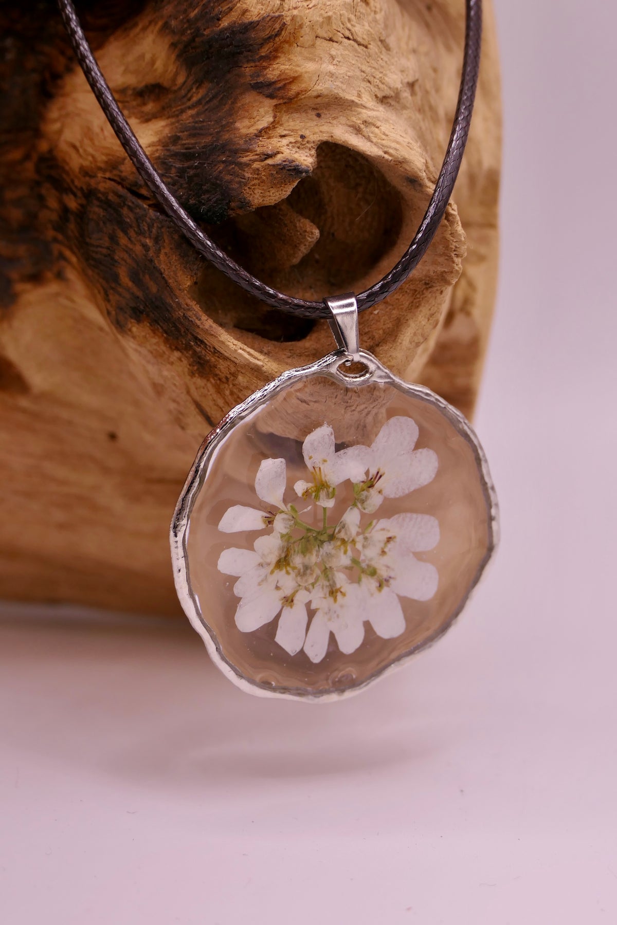 White flower | Pendant