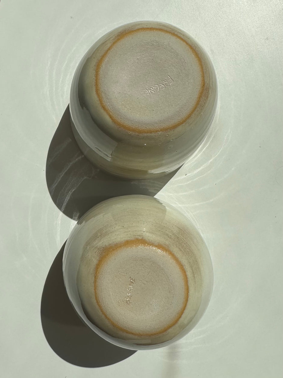 Light yellow cups