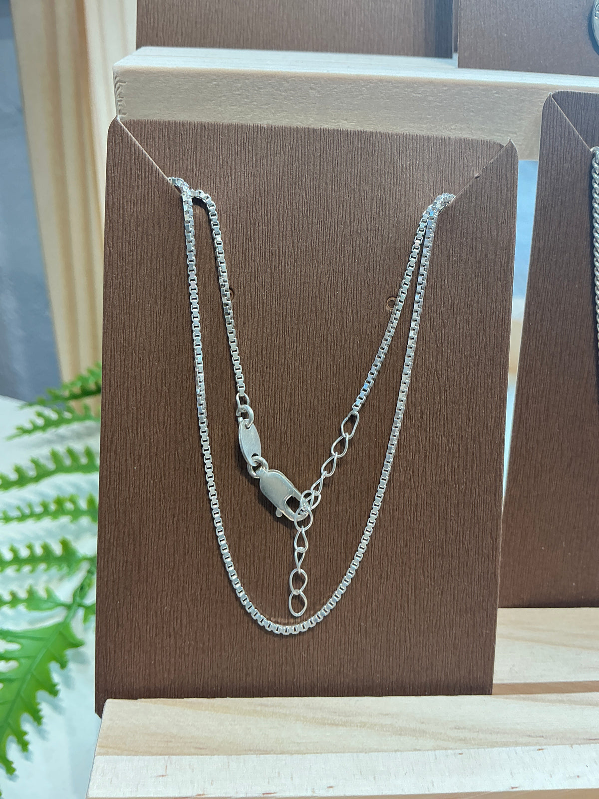 Silver chain / necklace