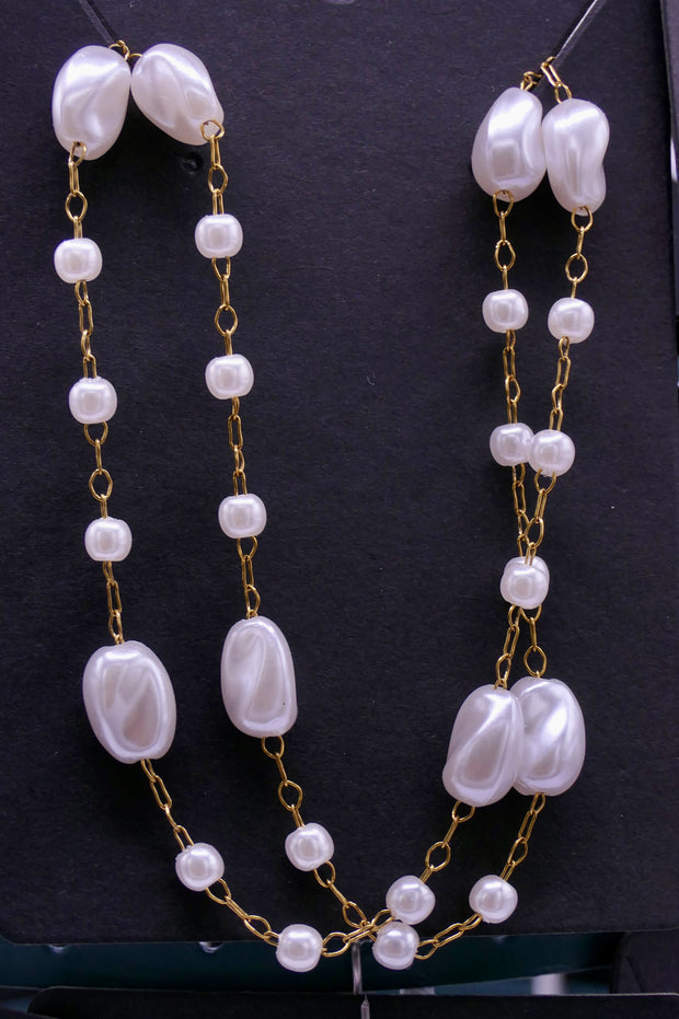 Pearl chain necklace