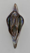 Vulva dark clay