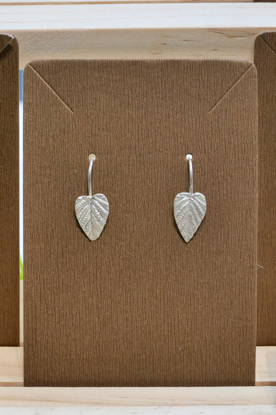 Hazel leaf | Silver earrings