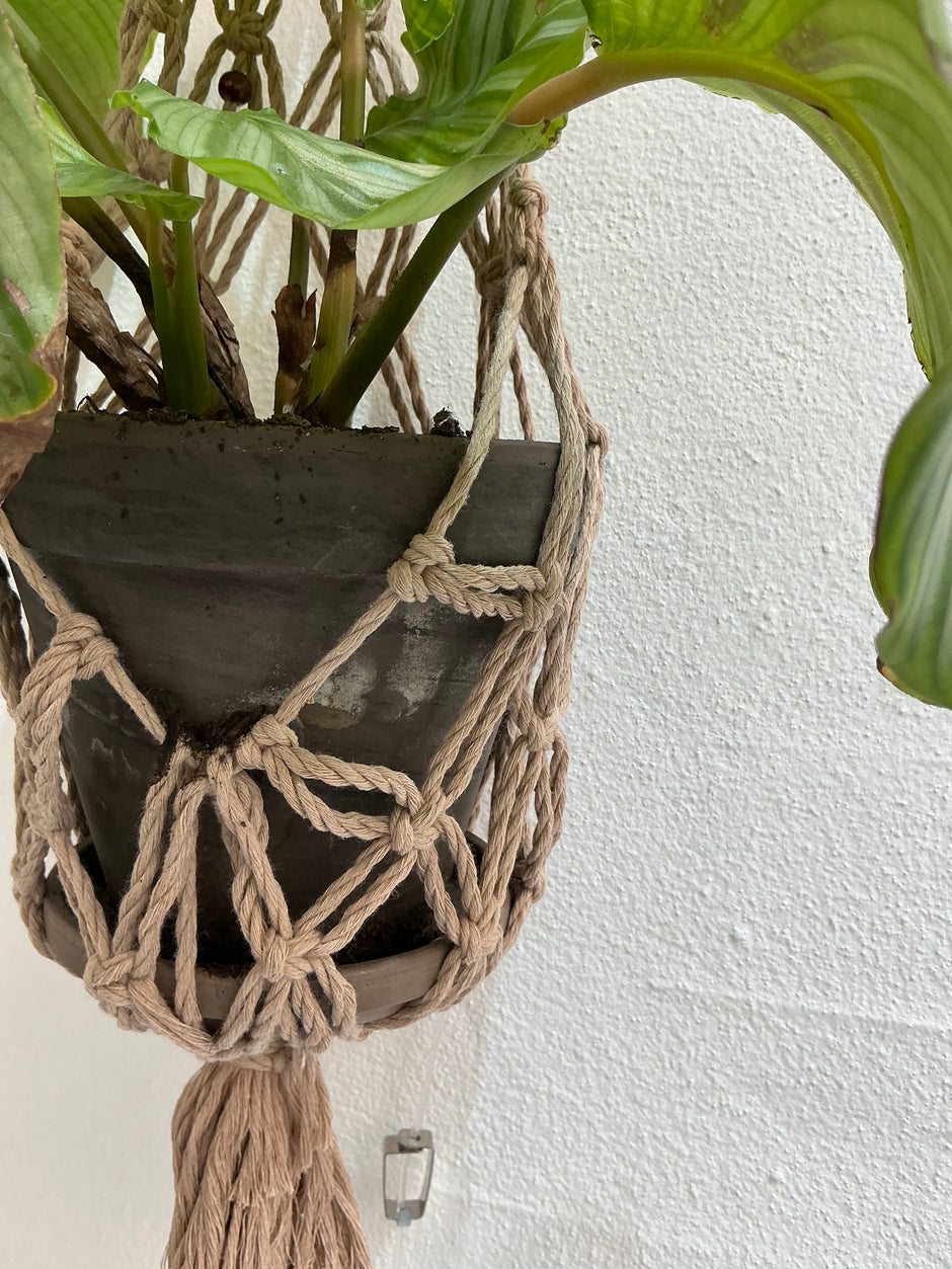 Bag style Macramé hanger