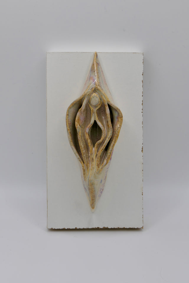 Light Vulva