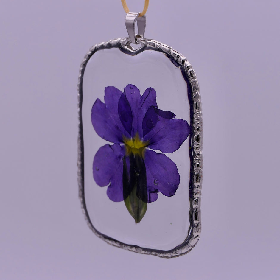 March violet Pendant