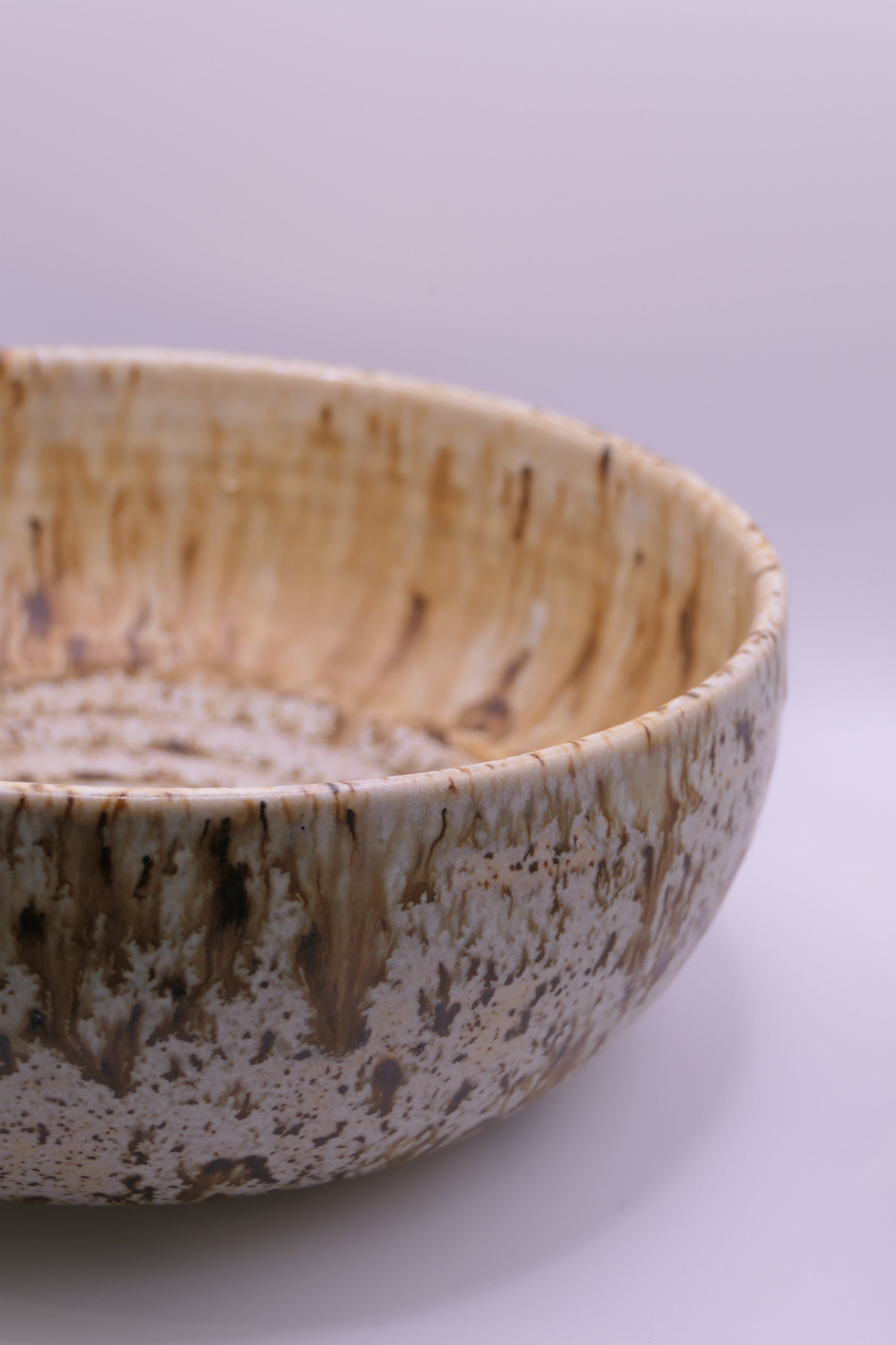 Spiral bowl