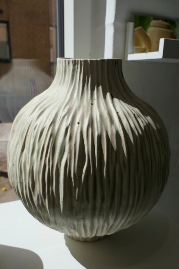 Light vase