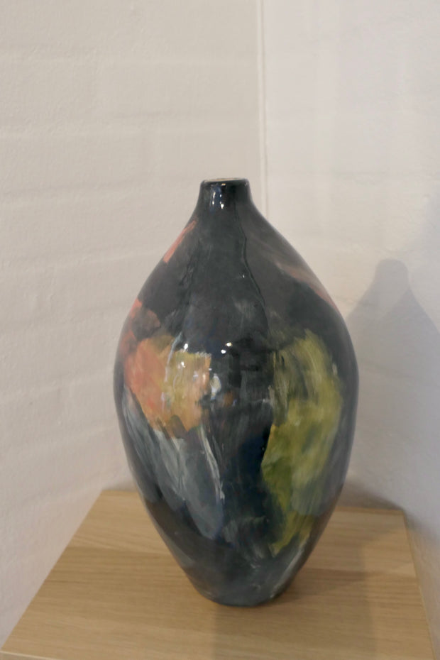 Dark vase