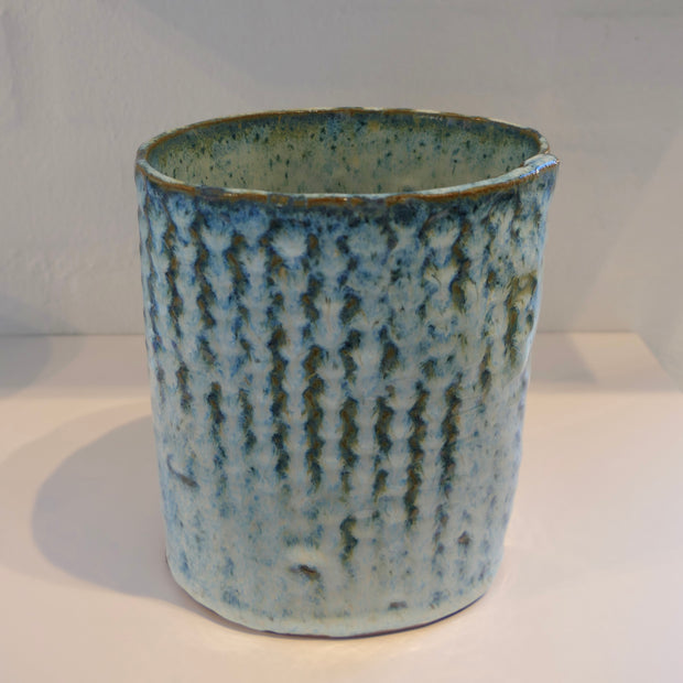 Blue vase l