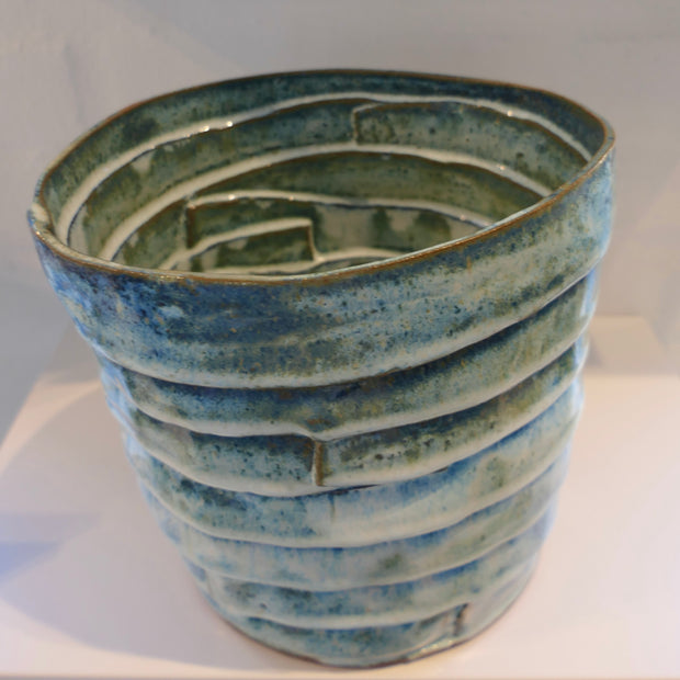 Blue vase lll