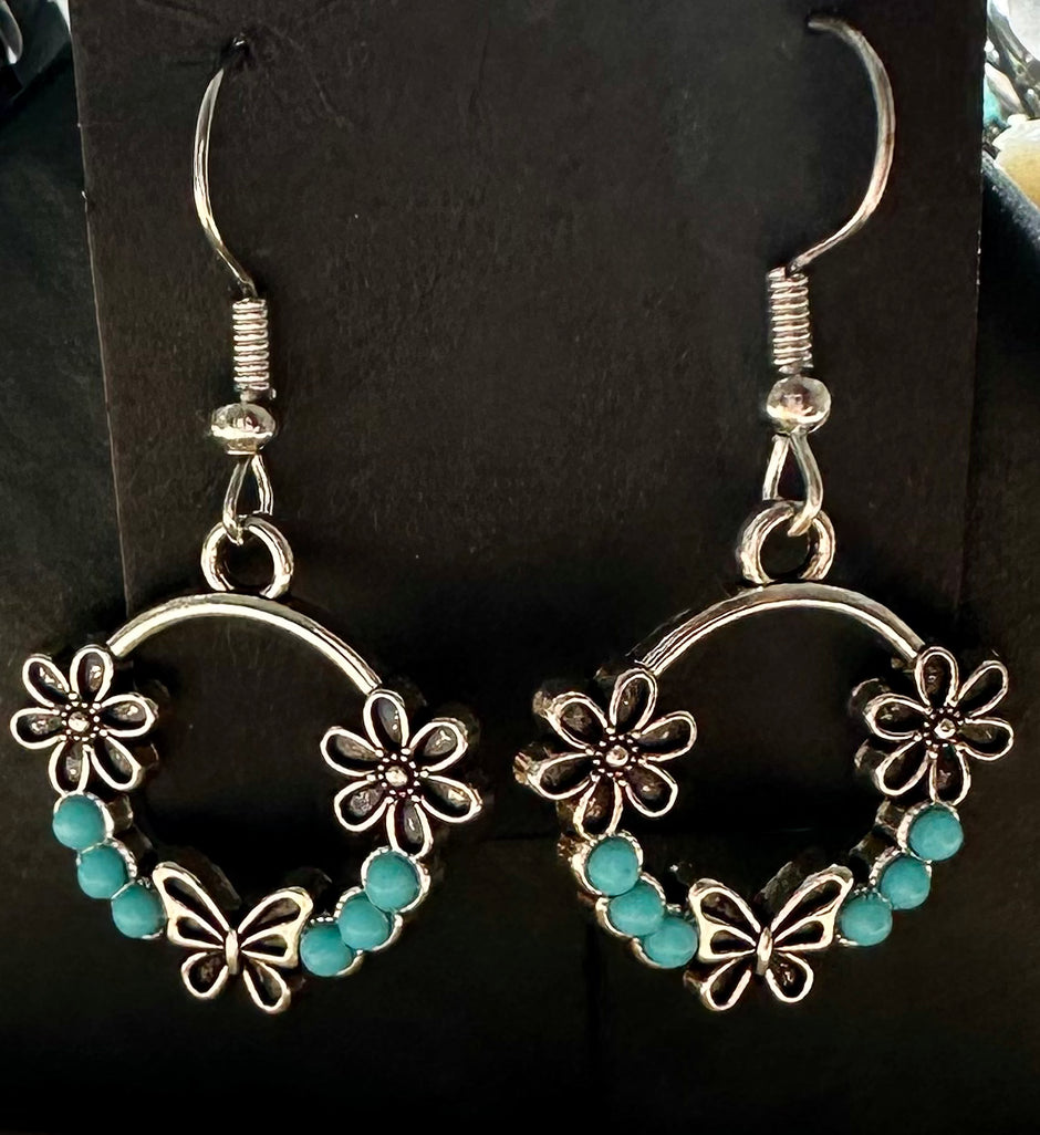 Flower-motif Earrings
