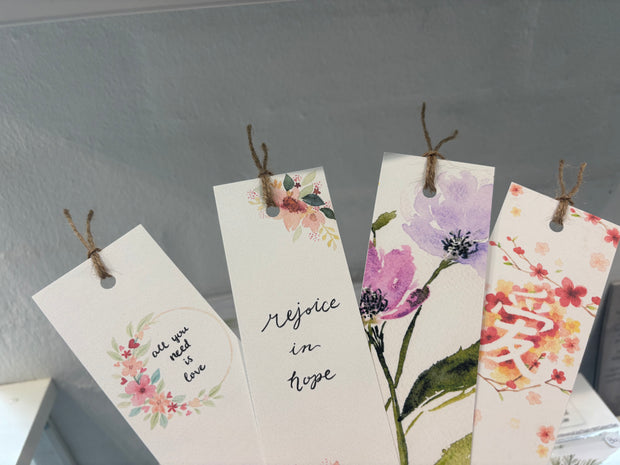 Love me some cherry blossoms | Bookmark
