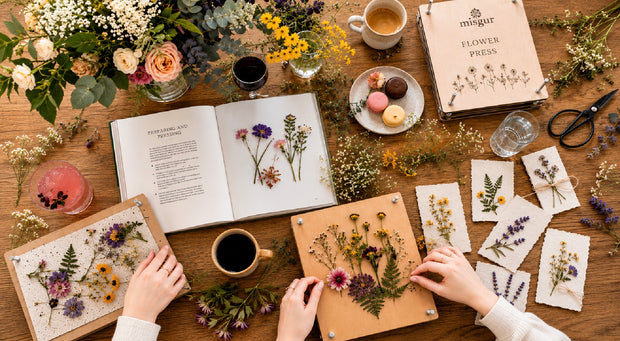 Bloom & Press | August 29th 18.00-19.30